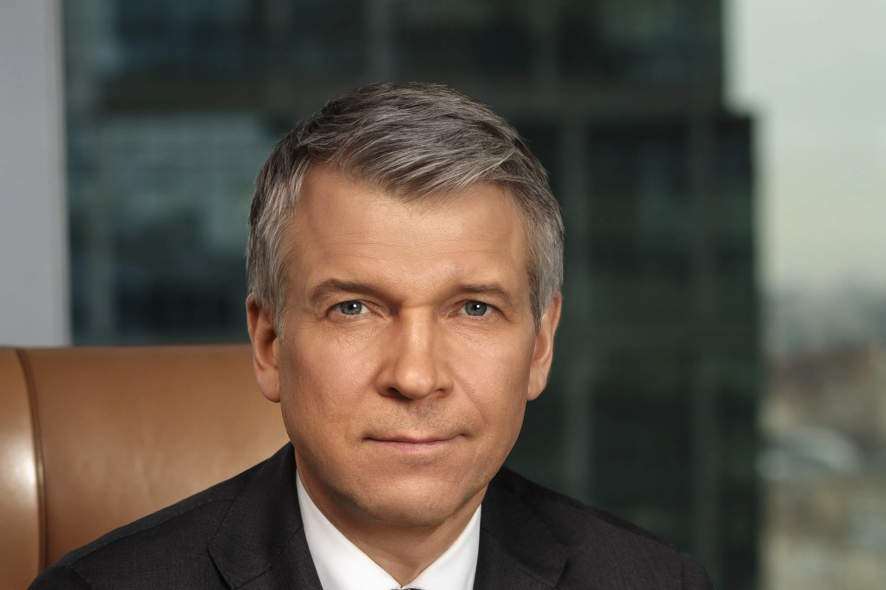 Read more about the article Борис Листов: полная и подробная биография председателя Россельхозбанка